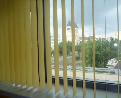 szalagfüggöny